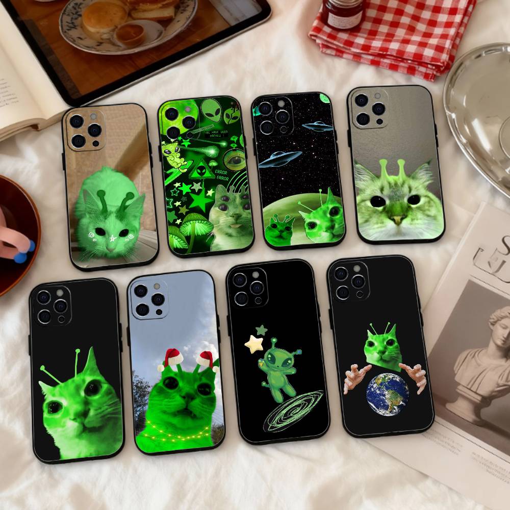 Phone Cases Quirky - Meme Alien Green Cat Funny Pose